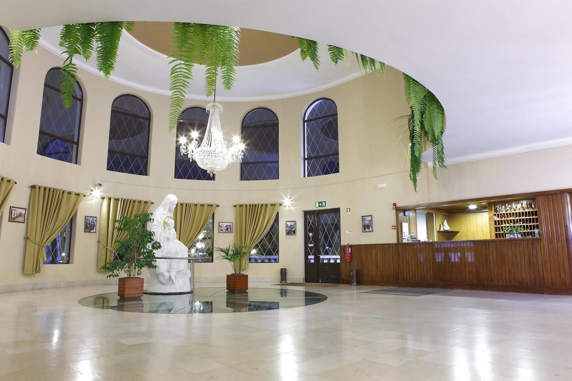Domus Pacis Fatima Hotel Luaran gambar