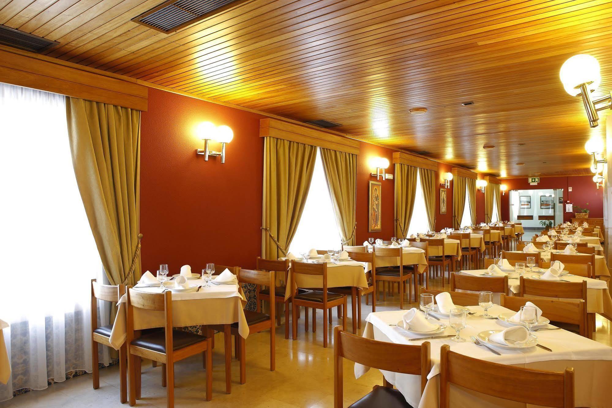 Domus Pacis Fatima Hotel Luaran gambar